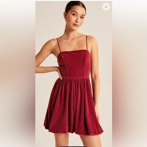 Abercrombie - Velvet Bubble Hem Mini Dress